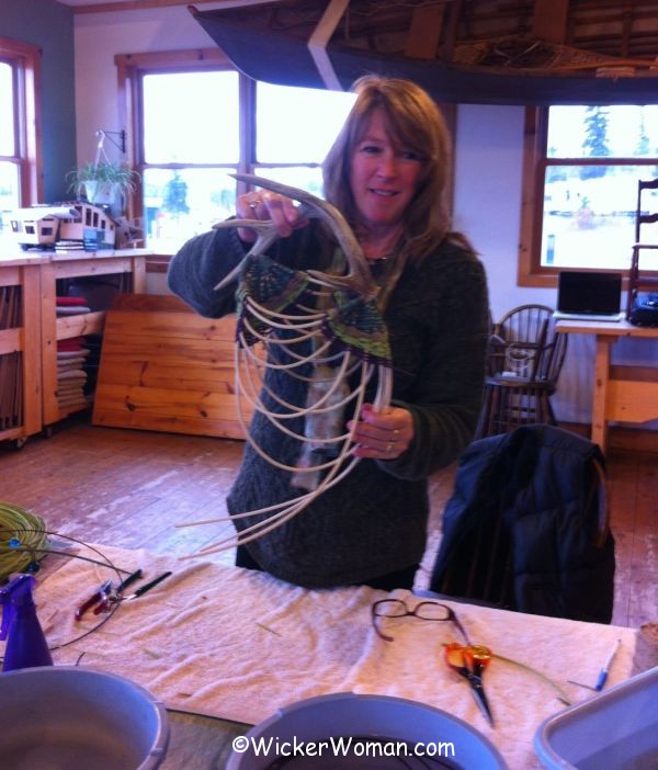 Barb antler basket student