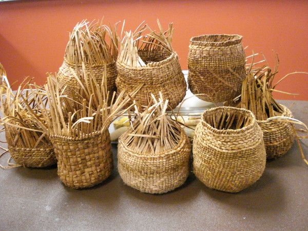 Black willow student class baskets