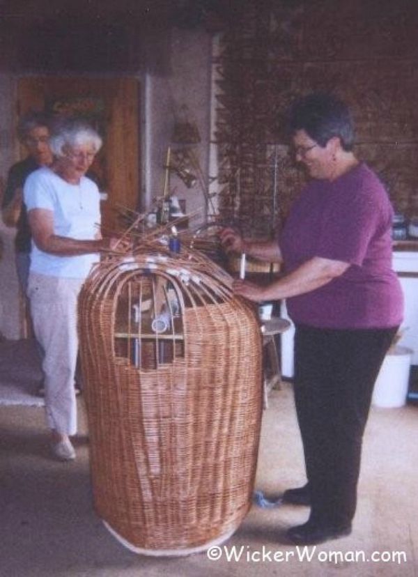 Olivia Elton Barratt and Cathryn Peters willow weaving 2006.